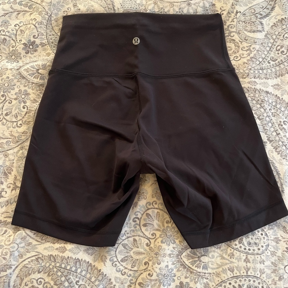 Lululemon Wunder Train 6in Biker Shorts in Black